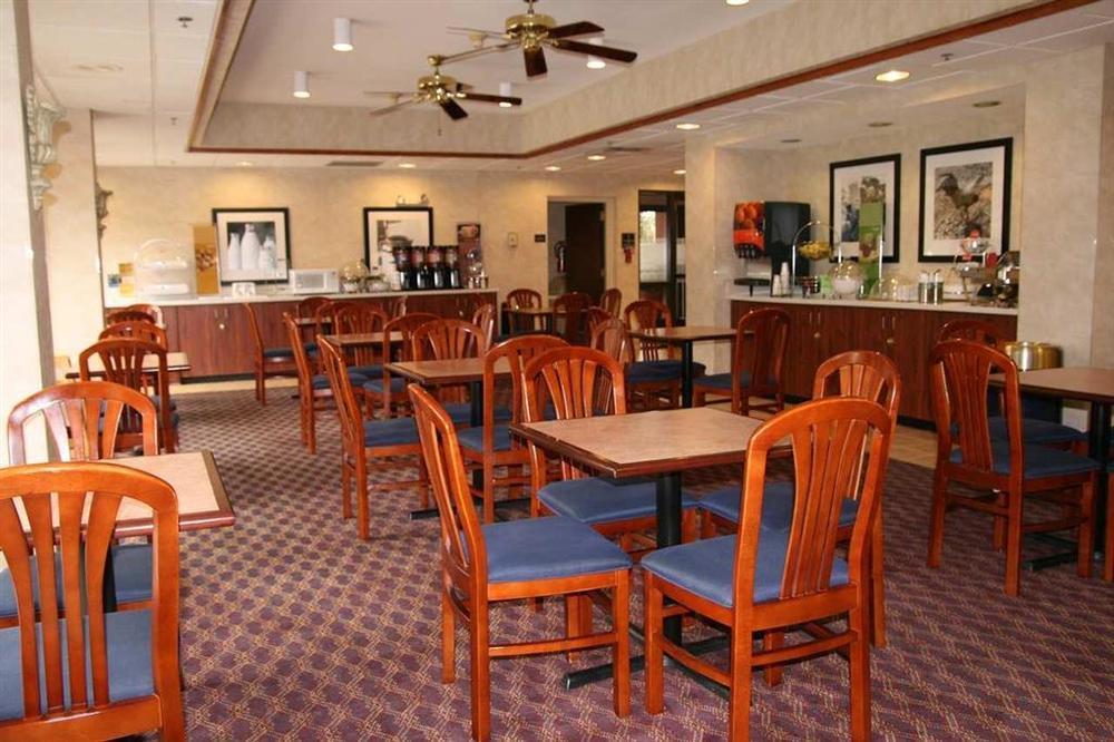 Hampton Inn Abingdon Restoran fotoğraf