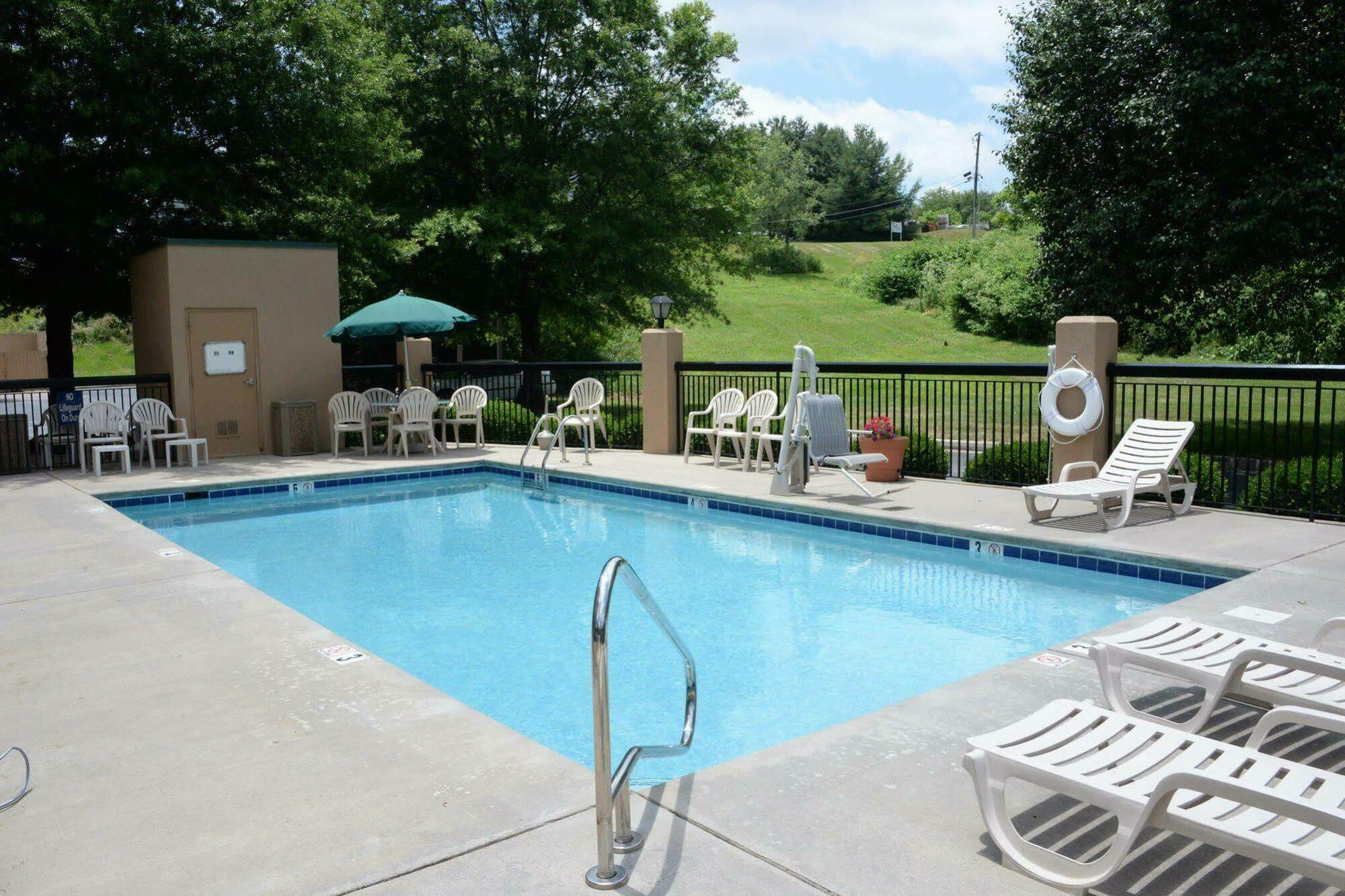 Hampton Inn Abingdon Dış mekan fotoğraf